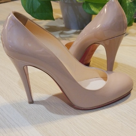 simple pumps shoes